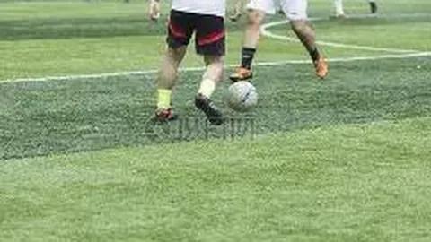 “第四届海峡两岸暨港澳青年羽毛球邀请赛在重庆隆重启幕”