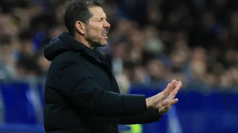 约罗坚守原则，无畏皇马拉拢；曼联传递积极力量，共铸辉煌新篇章